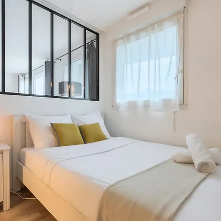 Διαμέρισμα 1 Bedroom With Balcony - Near Metro